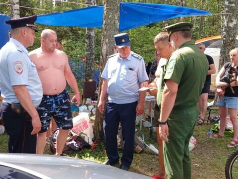 Сотрудники полиции и лесная охрана усилили патрулирование за любителями шашлыков в люберецких лесах Новости Люберец 
